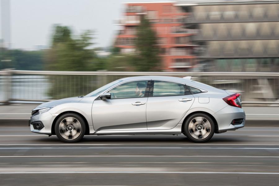  Honda Civic Sedan (FC1) 2016 года  (WW) (фото 2 из 40)
